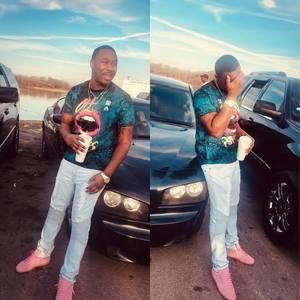 Meet your Posher, Tazz